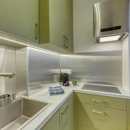 45 M2 - Garage - Paris La Défense 8 Min Apartment *